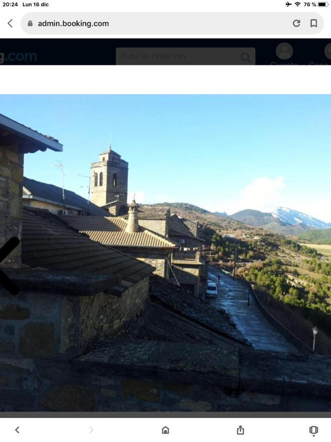 Vistas A La Montana En Un Pueblo Con Encanto. El Pueyo de Araguas Exterior photo